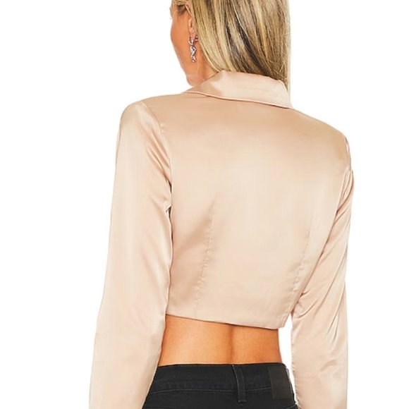 MORE TO COME Julia Blazer Top - Picture 2 of 9